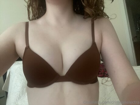 crimsonelectra hot pornstar galleries