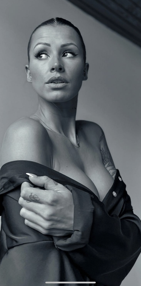 Amalia Loveee nudes actress pic