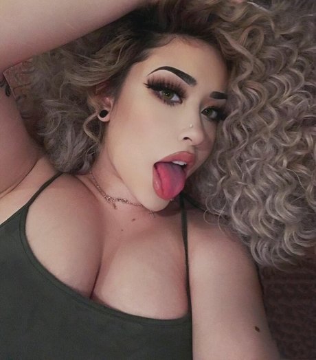 eyes onlyfans sexy gallery