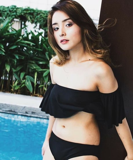 Sarah Carlos star top galleries