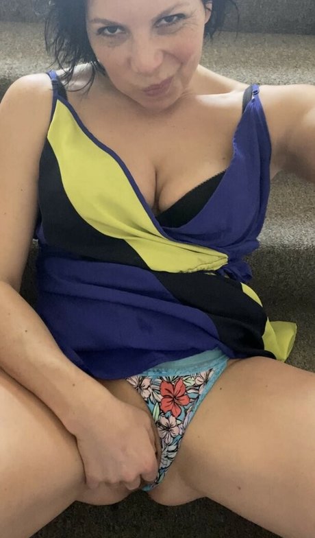 Hannah Sanford Art model adult image