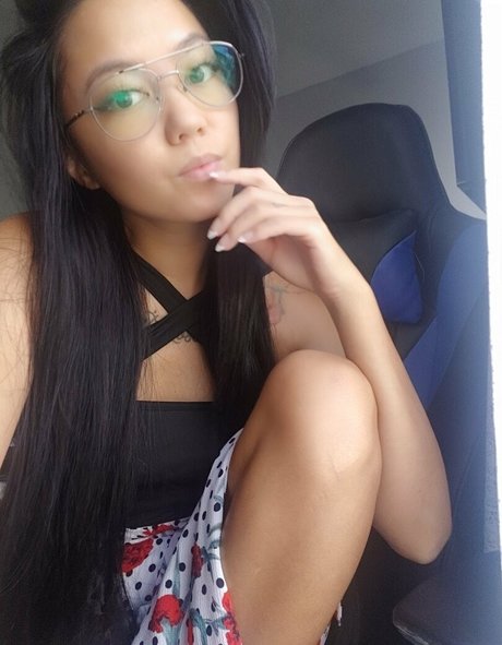 Manic miss nude model pic