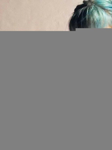 Deyna Galed star nice photo