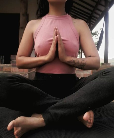 Lufa Vingt pornstar adult img