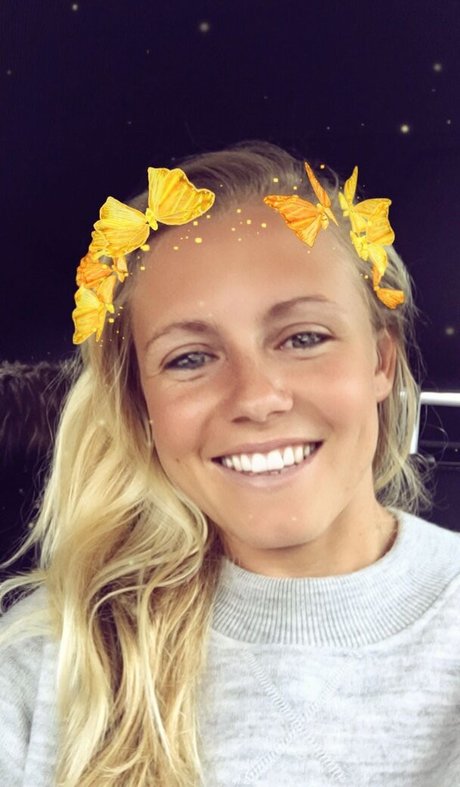 Julia Simic pornstar perfect picture