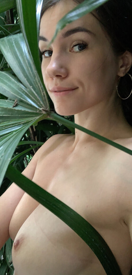 Sasha555bae top actress photos