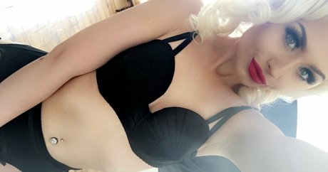 Romanie Smith pornstar best photos