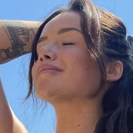 Victoria Mehault xxx model photo