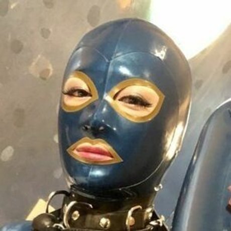 Rumi Rubber high quality pornstar image