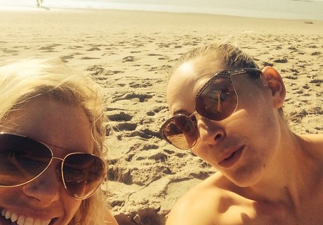 Olivia Lee exclusive model photo