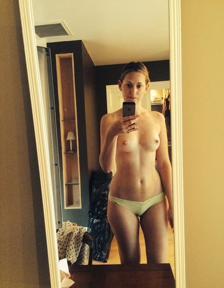 Olivia Lee star porn photos