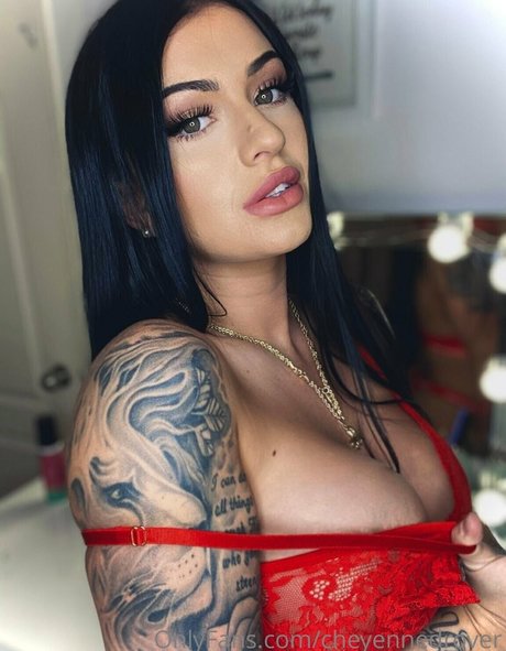 Cheyennedrover model nude galleries