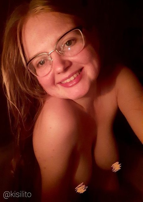 kisilito model nude img