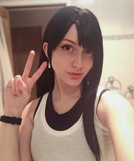 Elfvie hot actress gallery