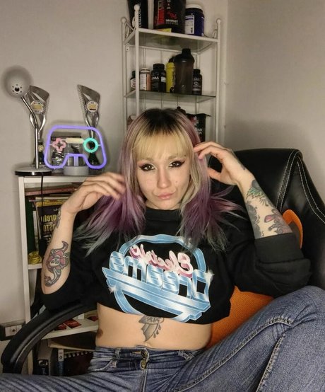 Redfoxy12 star sexy image