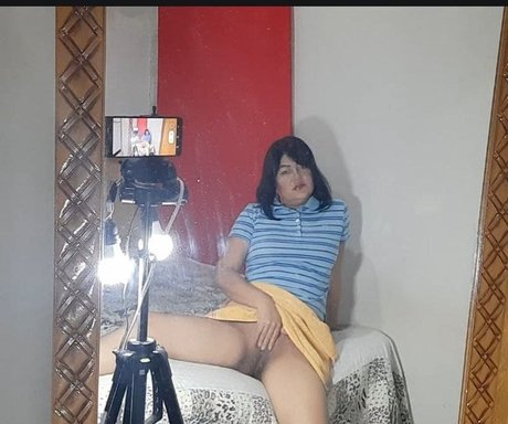 Janne Carvalho exclusive star images