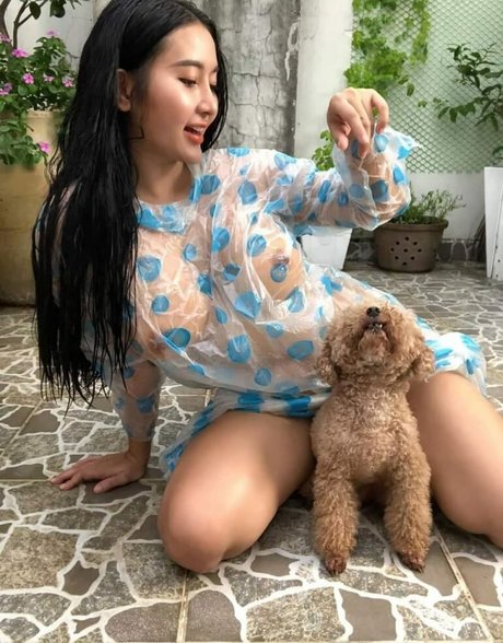 PongKyubi model nudes pictures