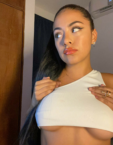 Merith Aranda Rosafire naked actress picture