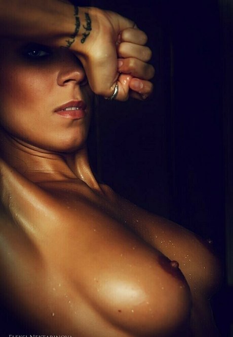 Axiniadroplet top pornstar picture