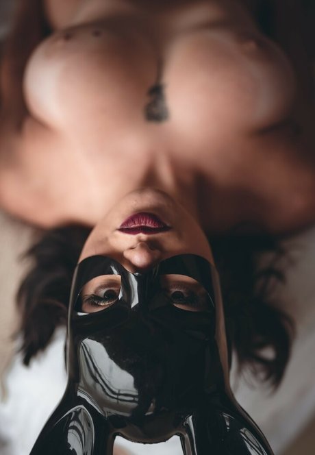 Fanny Fernandes sex pornstar pics