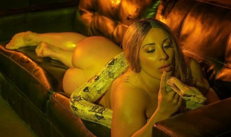 Chloe Sannito nude actress photo