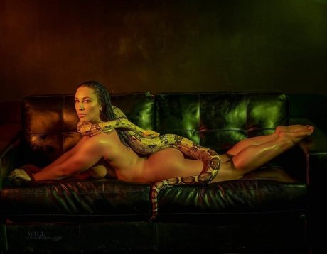 Chloe Sannito model hd picture