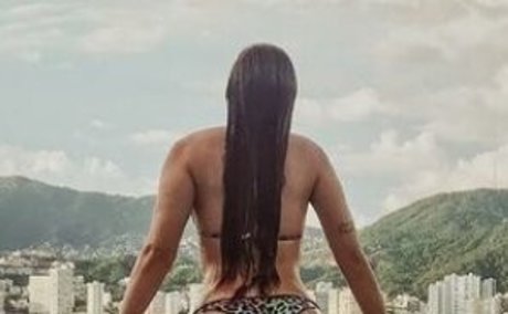 Jolie Perez star top photo