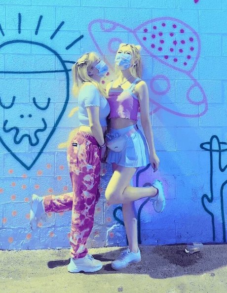 Starsmitten Celine star porn pictures