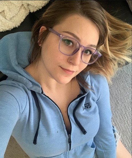 FooyaDanielle Bosch pornstar naked img