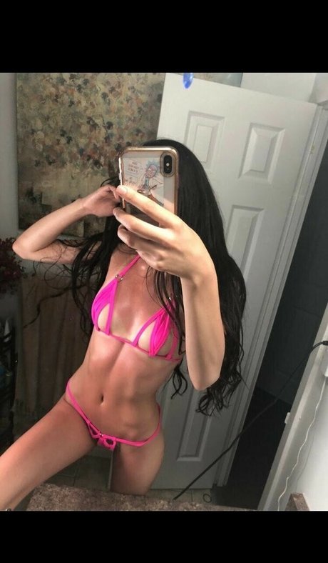 Kristenn xxx model photos