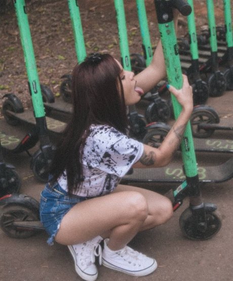 Jessie Cardim star hot images