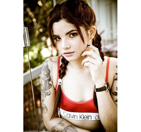 Jessie Cardim adult star img