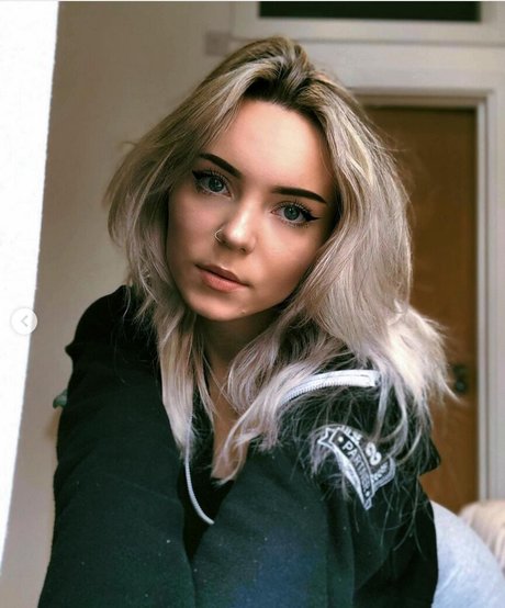 missbaffytwich pornstar naked archive