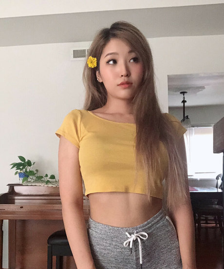 YoonHyoonAikuros star top pic