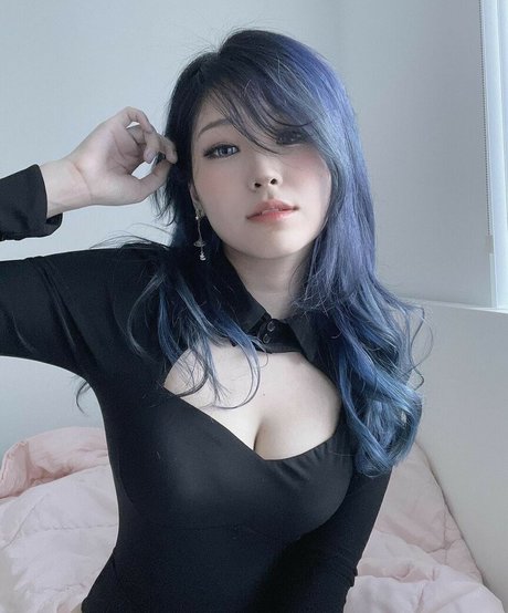 YoonHyoonAikuros best model pic