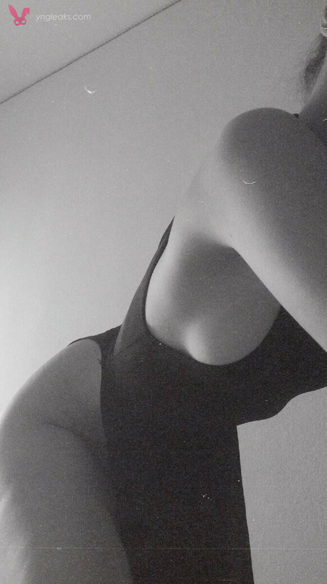 rocketpocket model erotic pictures