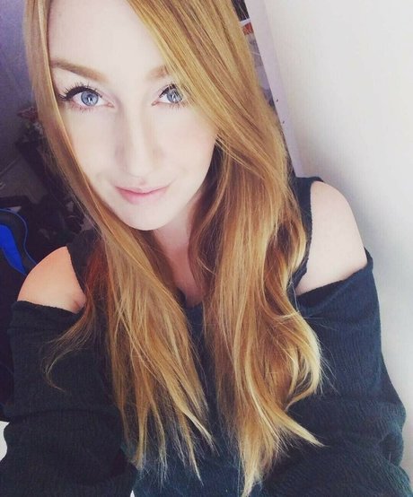 Shannanina model nice picture