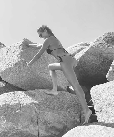 Corinna Dentoni hd pornstar images