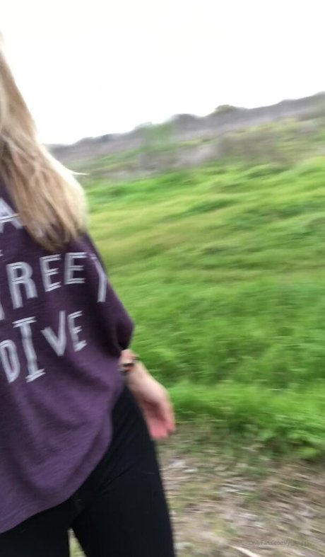 Yourlittleangel art actress pics