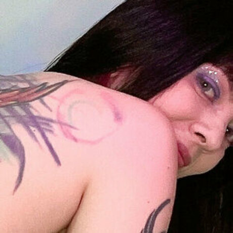 Kat Vans model naked pics