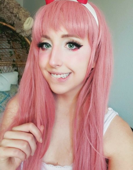 Moon IRL pornstar pretty images