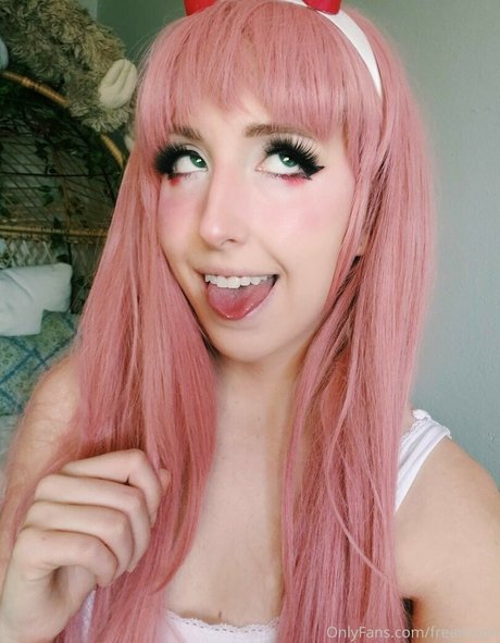 Moon IRL Profile pic