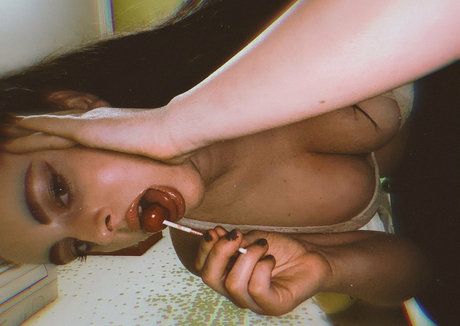 Didii1997 model naked archive