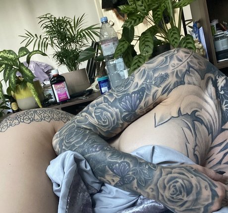 ravenwynter nice actress galleries