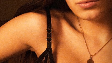 Flor Laneve star nude img