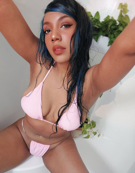 Sami Bess free star pics