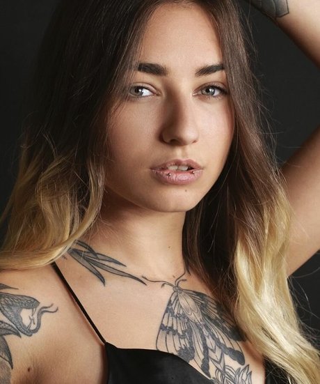 pandatylr pretty pornstar photos