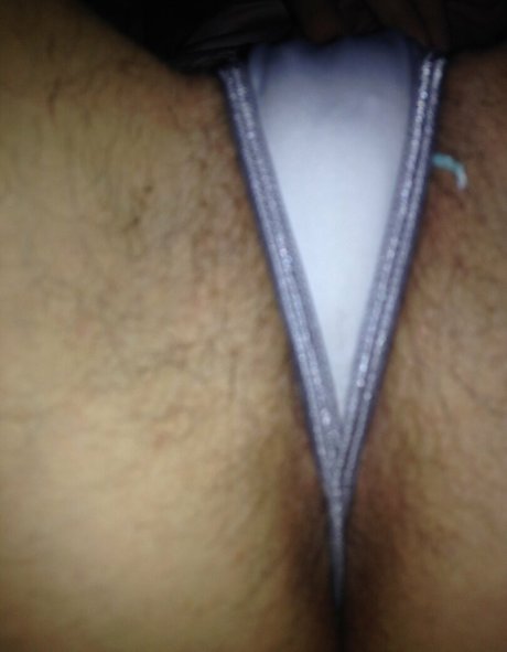 Sesil Karatantcheva star hot picture