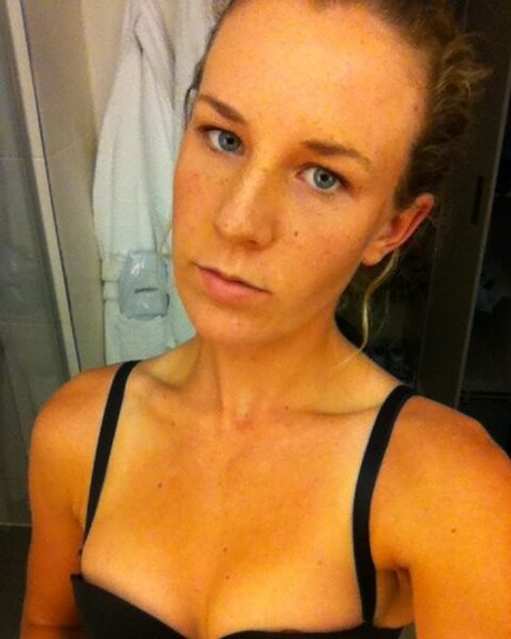 Olivia Rogowska best model picture