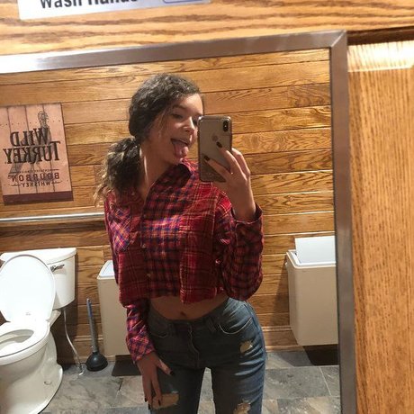 EverlyGrey star naked pictures